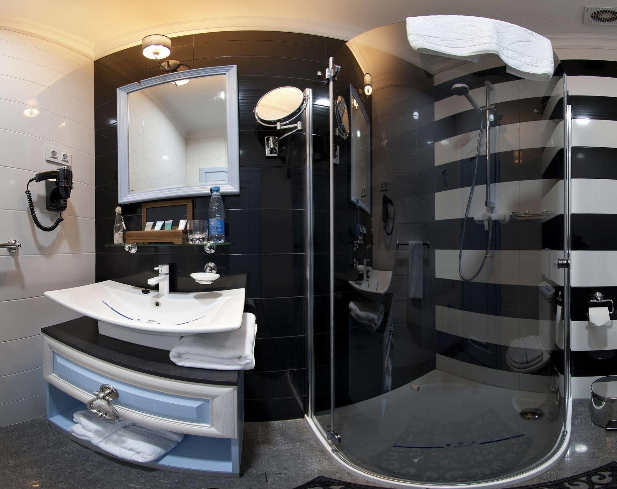Mirax Boutique Hotel Harkiv Dış mekan fotoğraf